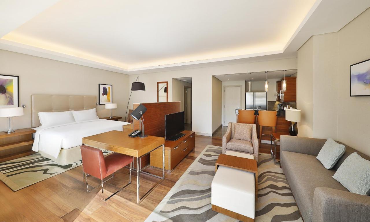 Hilton Riyadh Hotel & Residences 外观 照片
